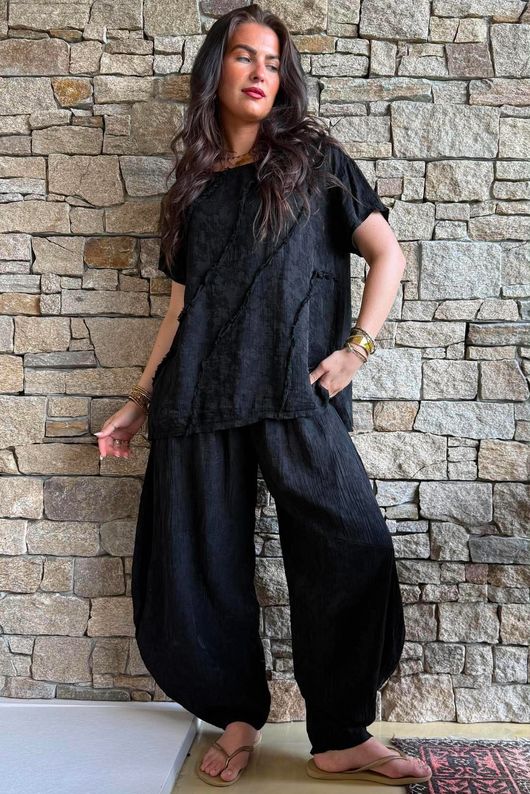 Lalli Damask Asymmetric Panel Top Black